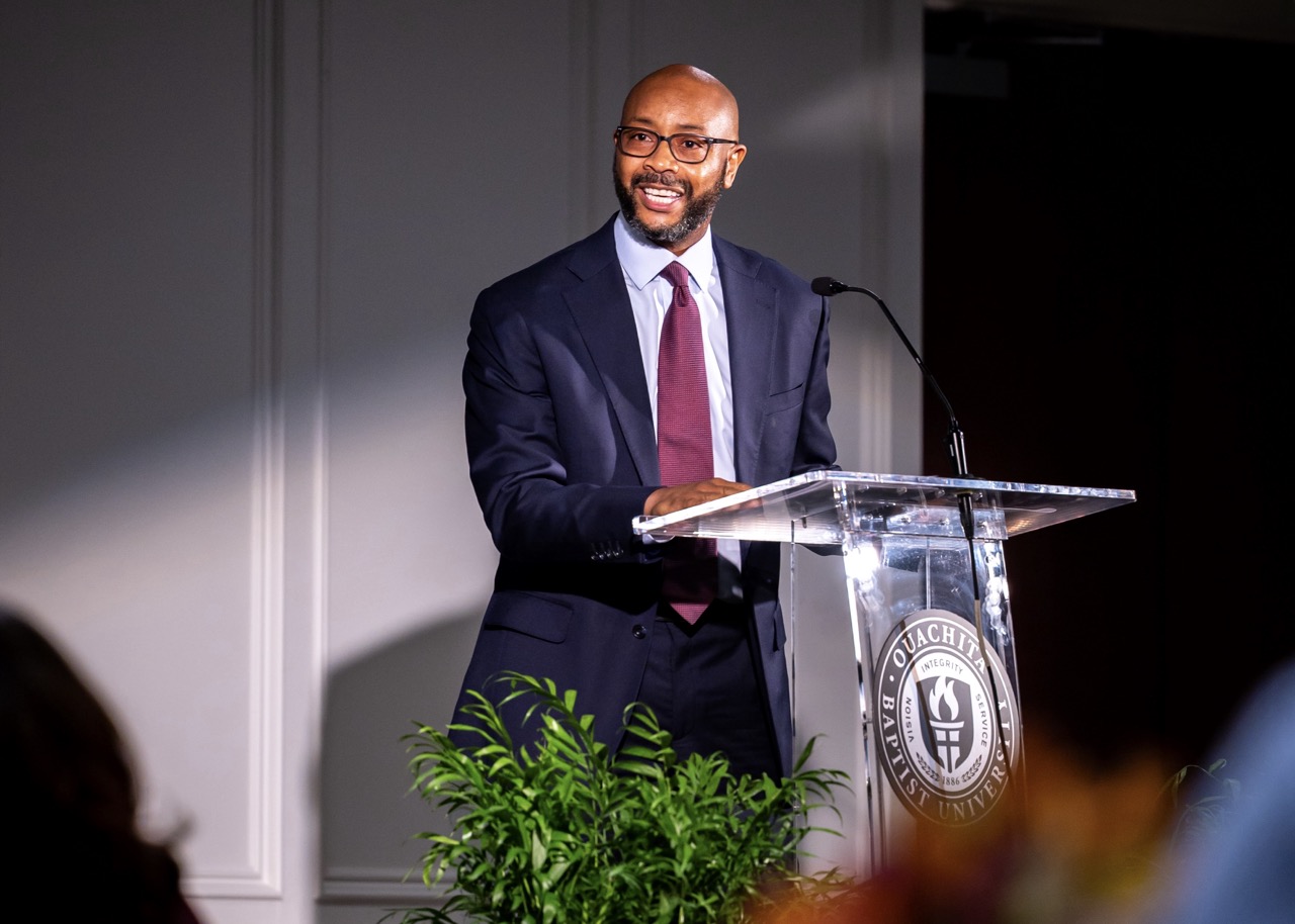 Christopher Rice speaks to the business luncheon